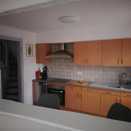 Des Abeilles 4p 80m2 Apartment